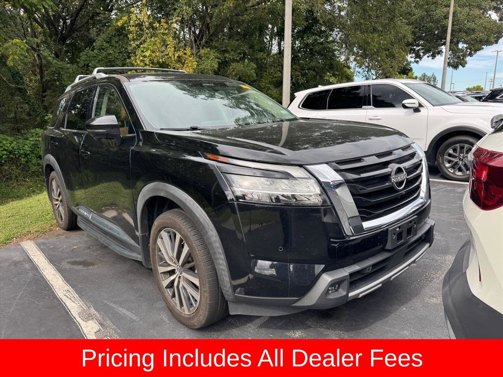 Used 2022 Nissan Pathfinder Platinum w/ Cargo Package