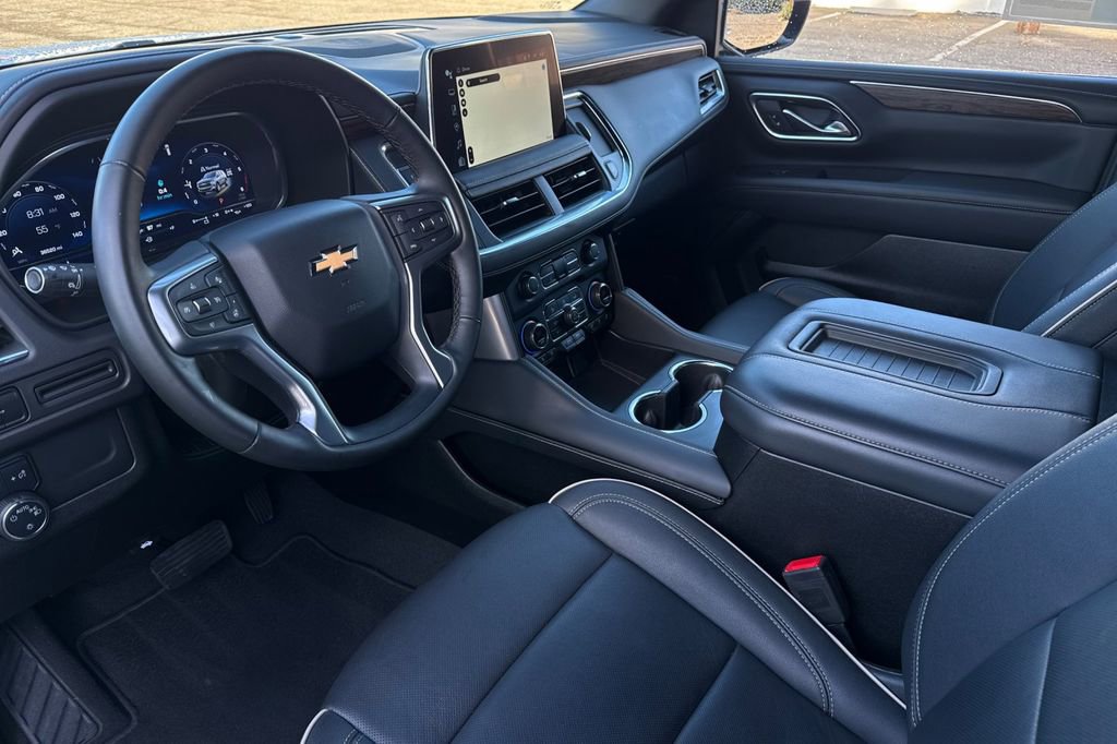 Certified 2024 Chevrolet Suburban Premier AWD/4WD image 10