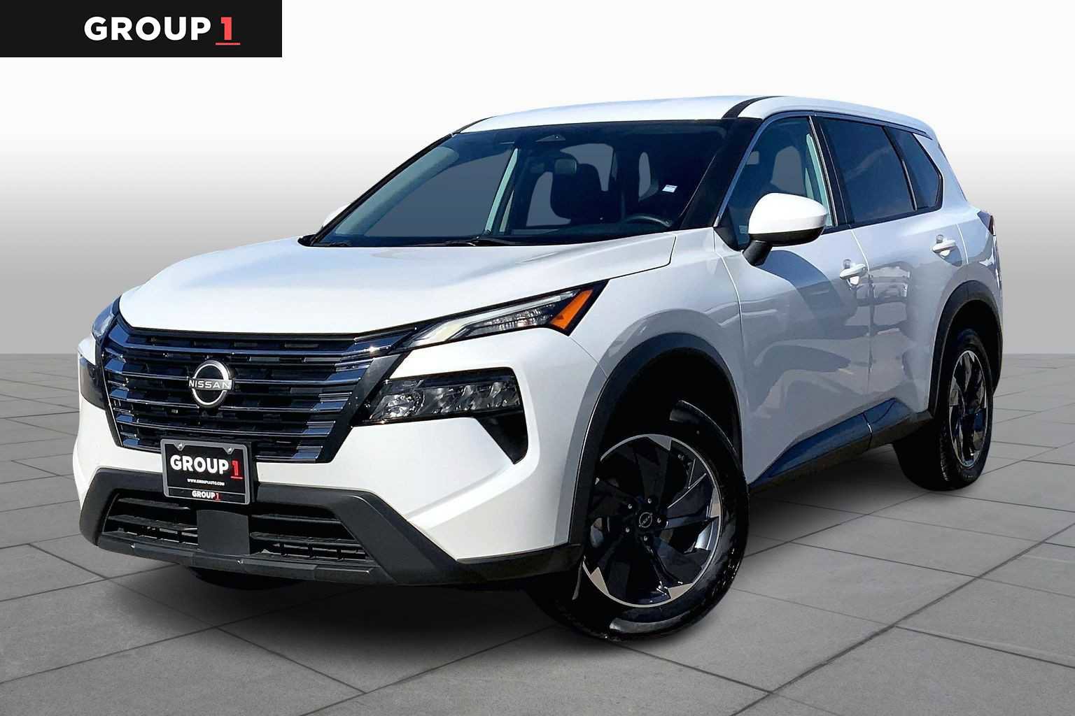 Used 2024 Nissan Rogue SV image 1