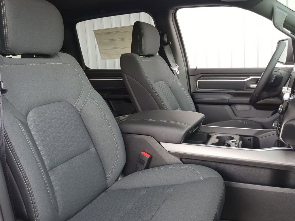 New 2026 RAM 1500 Big Horn AWD/4WD image 8