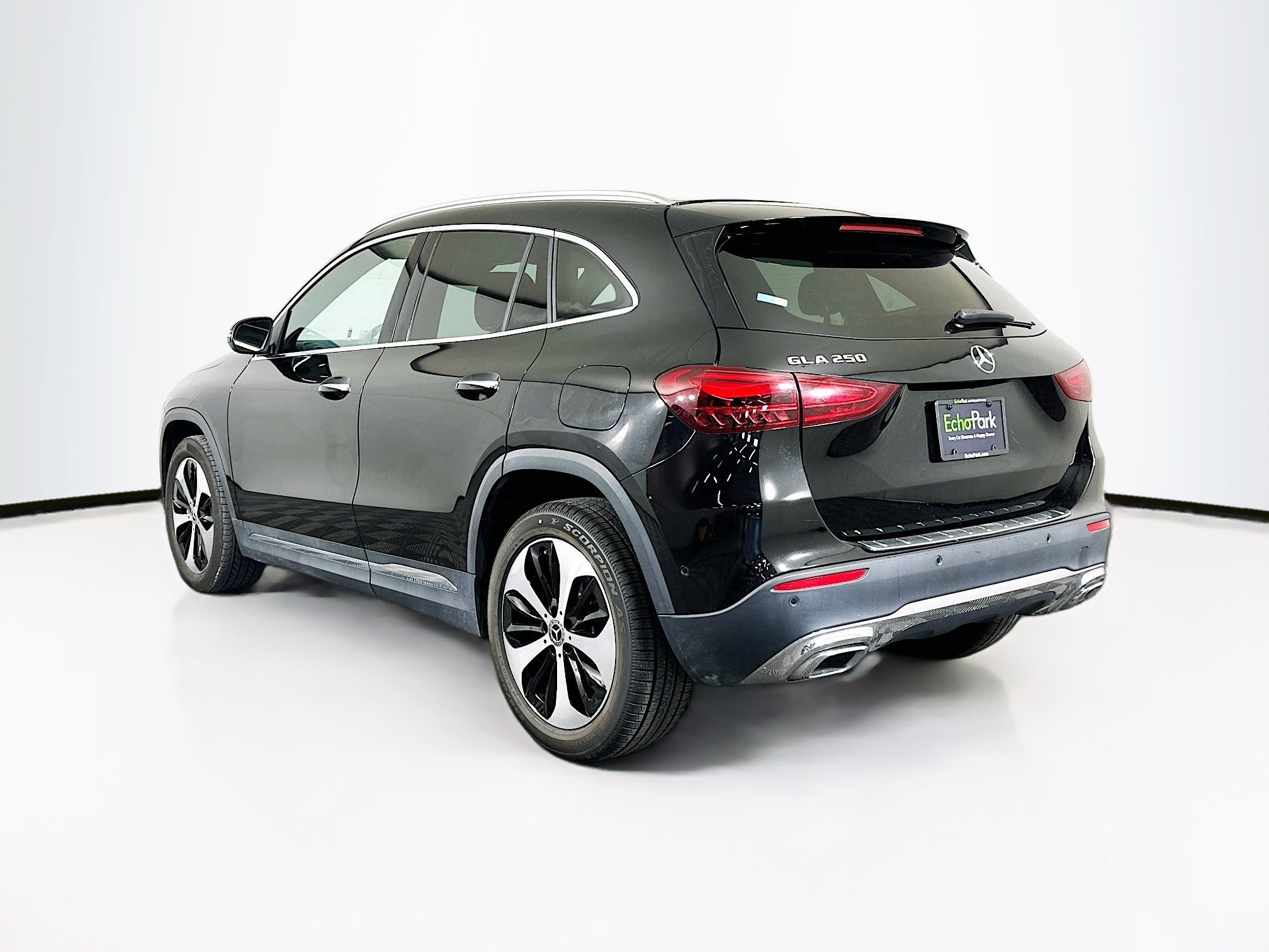 Used 2025 Mercedes-Benz GLA 250 image 5