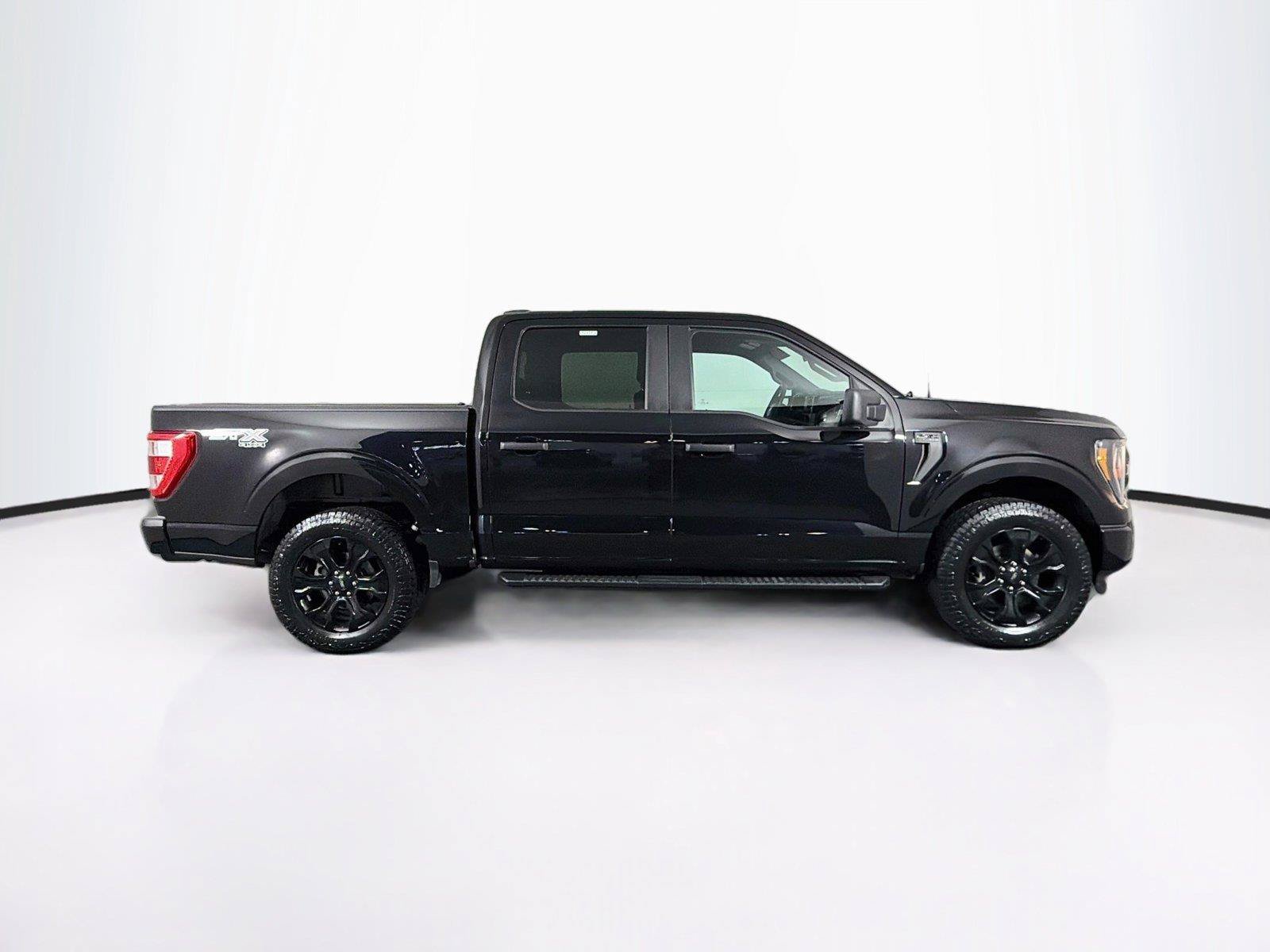 Used 2023 Ford F150 XL w/ STX Black Appearance Package AWD/4WD image 12