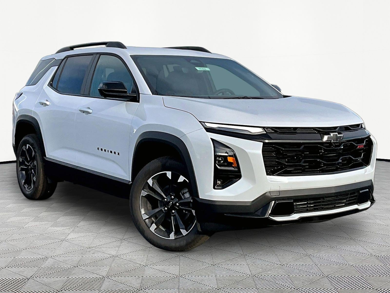 New 2027 Chevrolet Equinox RS w/ Safety and Technology Package FWD image 3