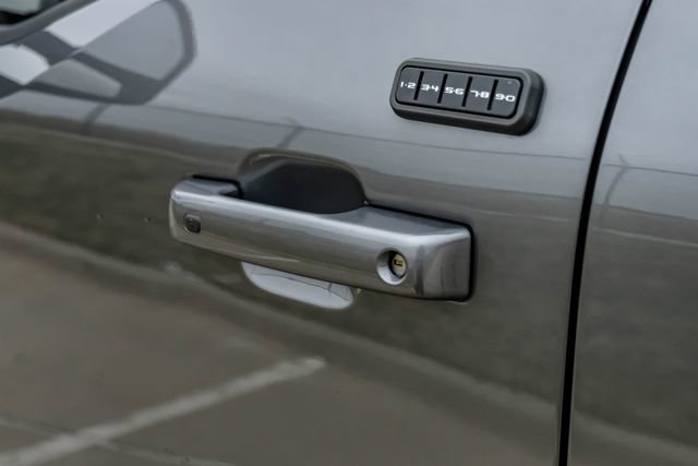 Used 2025 Ford F250 Platinum AWD/4WD image 47