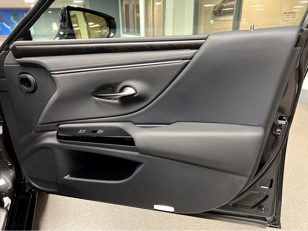 New 2025 Lexus ES 350 w/ Premium Package image 24