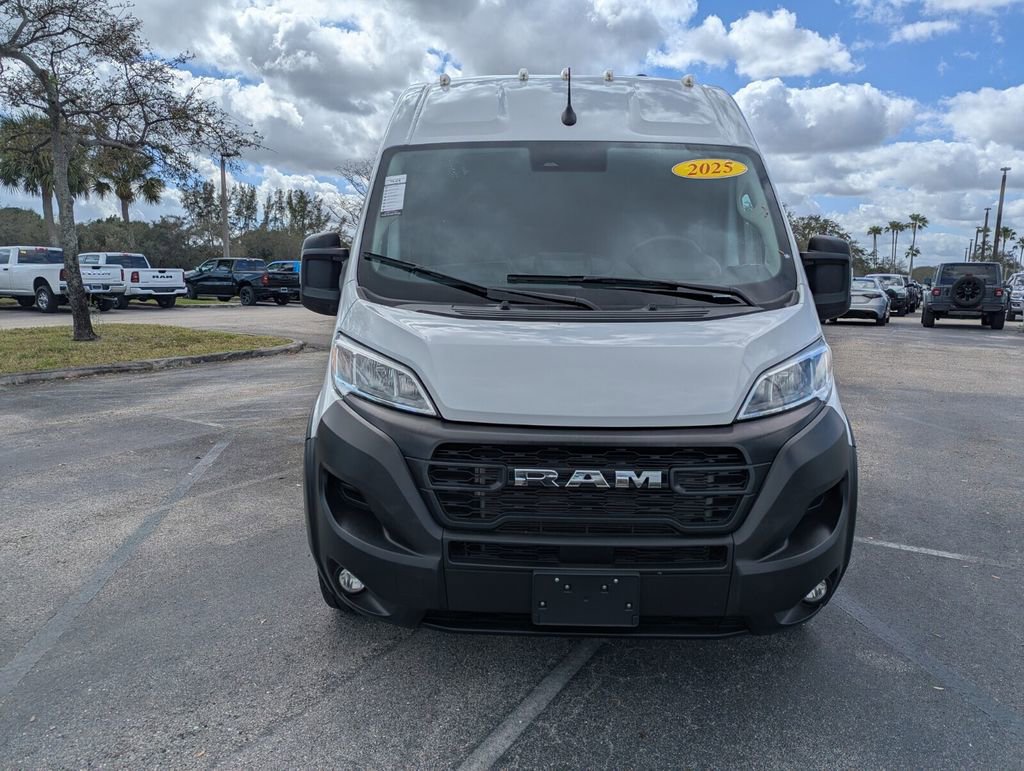 Used 2025 RAM ProMaster 2500 w/ Convenience Group image 3