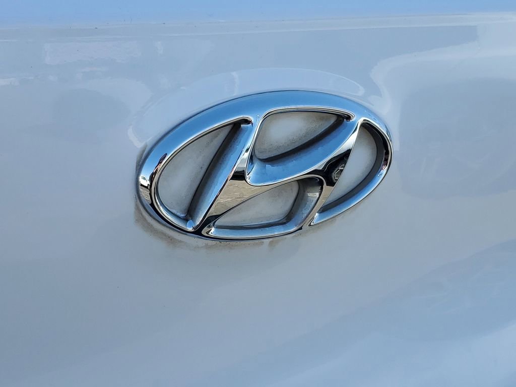 Used 2021 Hyundai Tucson SE image 30