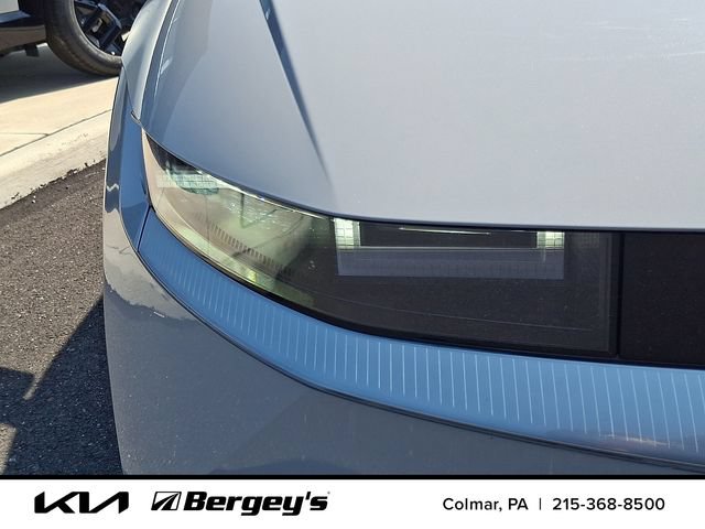 Used 2023 Hyundai Ioniq 5 Limited w/ Cargo Package AWD/4WD image 11
