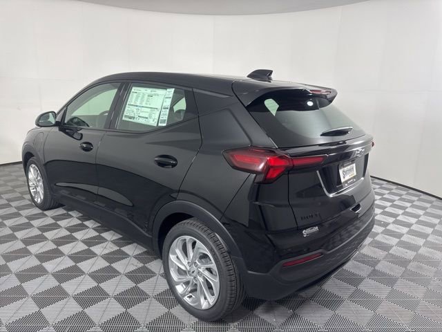 New 2027 Chevrolet Bolt LT image 5