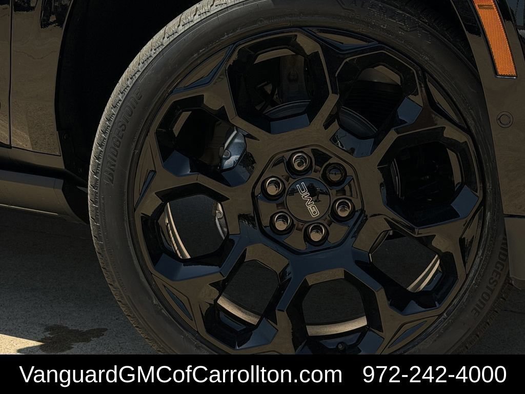 New 2026 GMC Yukon XL Denali w/ Denali Reserve Package AWD/4WD image 8