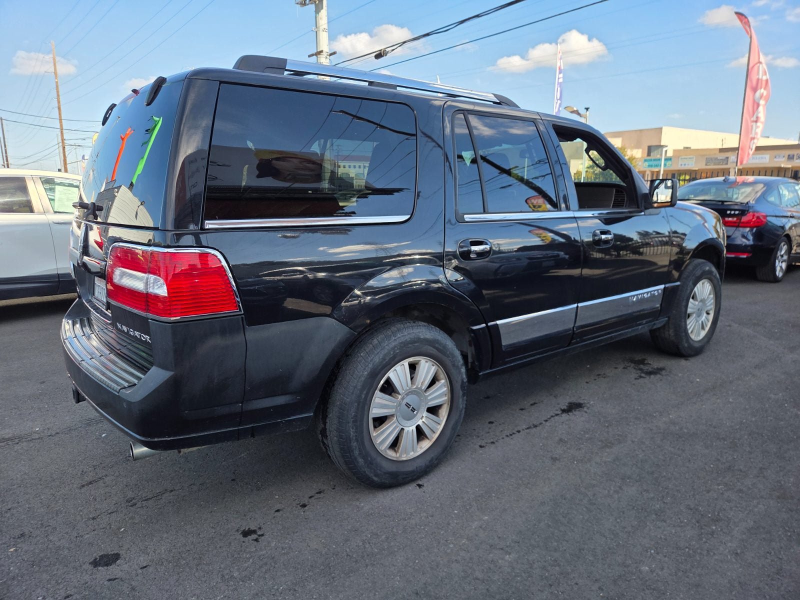 Used 2014 Lincoln Navigator 4WD image 4