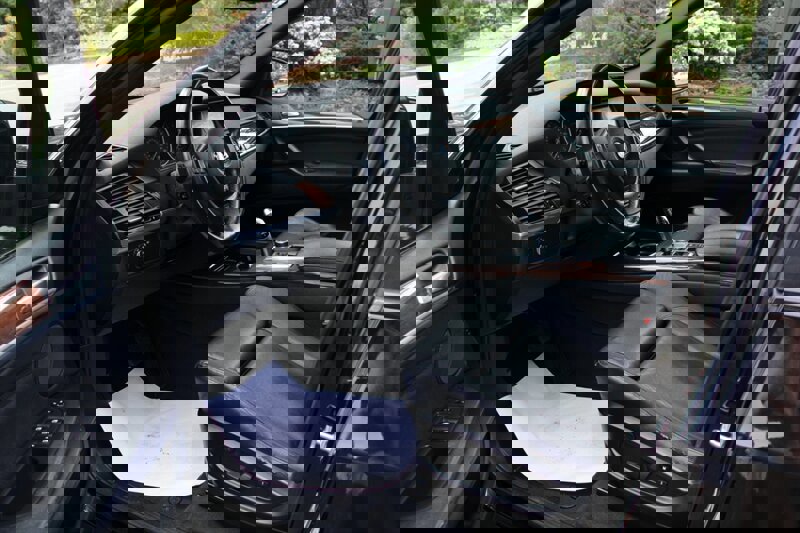 Used 2012 BMW X5 xDrive35i image 5