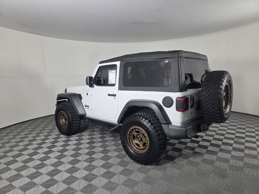 Used 2022 Jeep Wrangler Sport AWD/4WD image 8