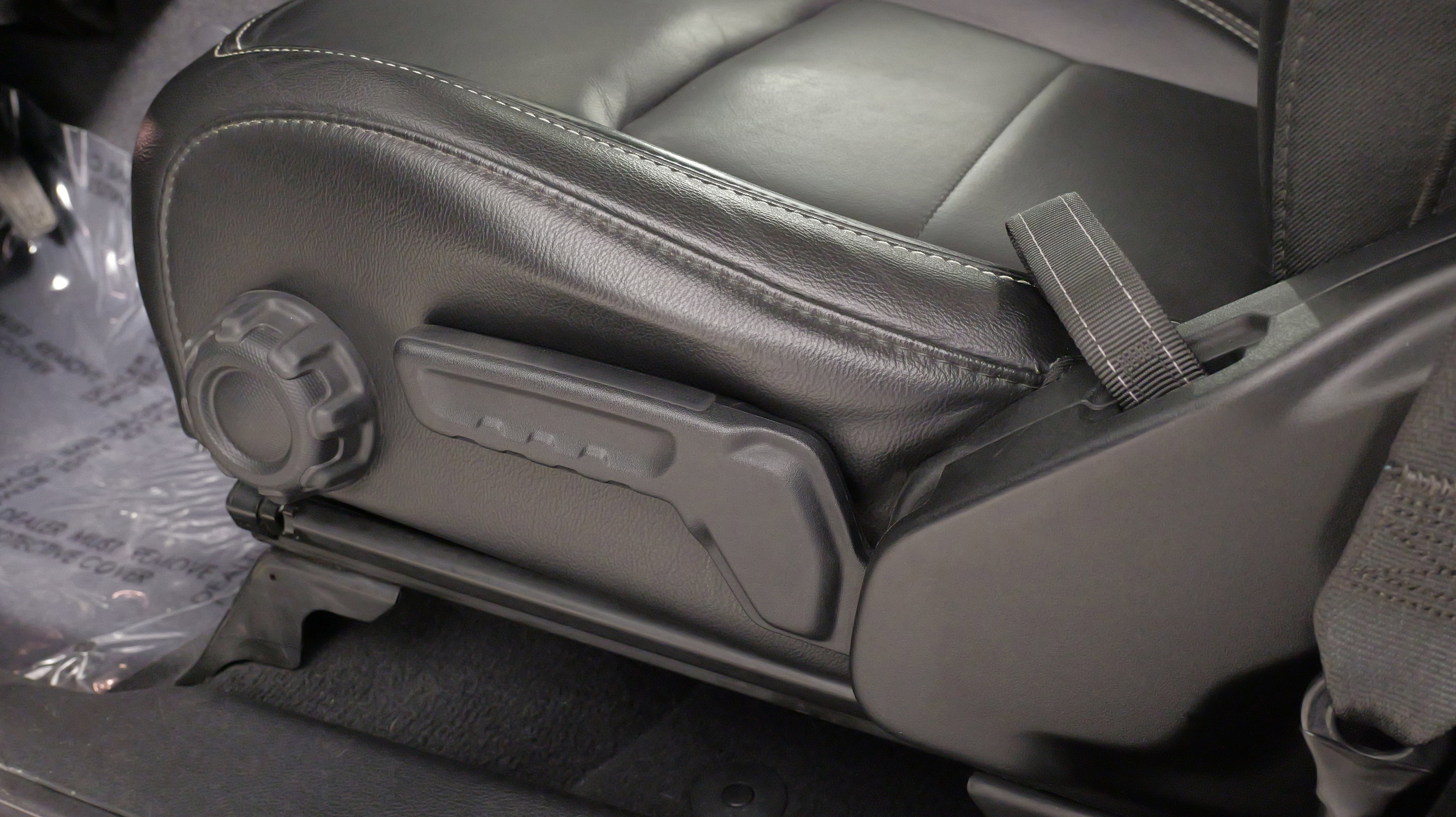 Used 2021 Jeep Wrangler Unlimited Sahara image 39