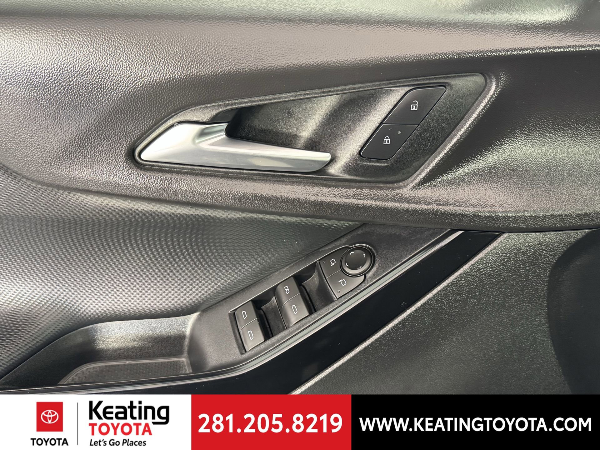 Used 2026 Chevrolet Equinox LT image 12