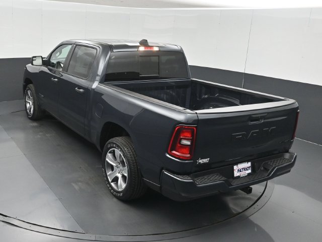 New 2027 RAM 1500 Express AWD/4WD image 39