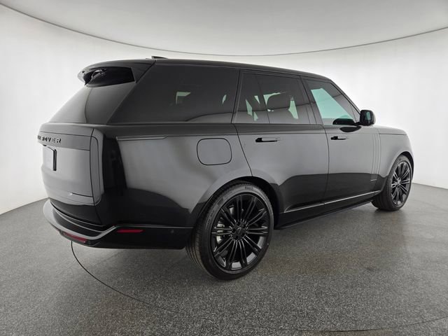 New 2026 Land Rover Range Rover SE AWD/4WD image 2