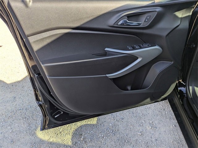 New 2026 Chevrolet Trax LS w/ LS Convenience Package image 8