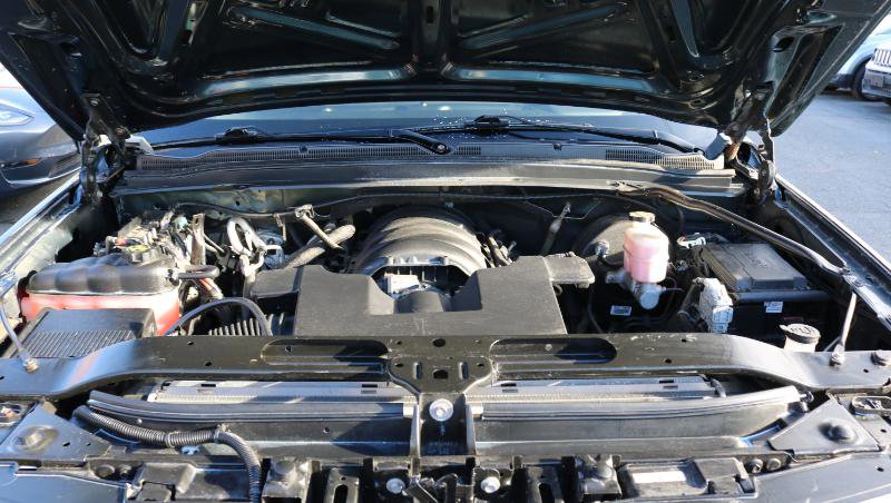 Used 2019 Chevrolet Suburban LT image 27