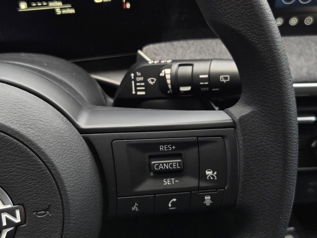 New 2026 Nissan Kicks S image 26