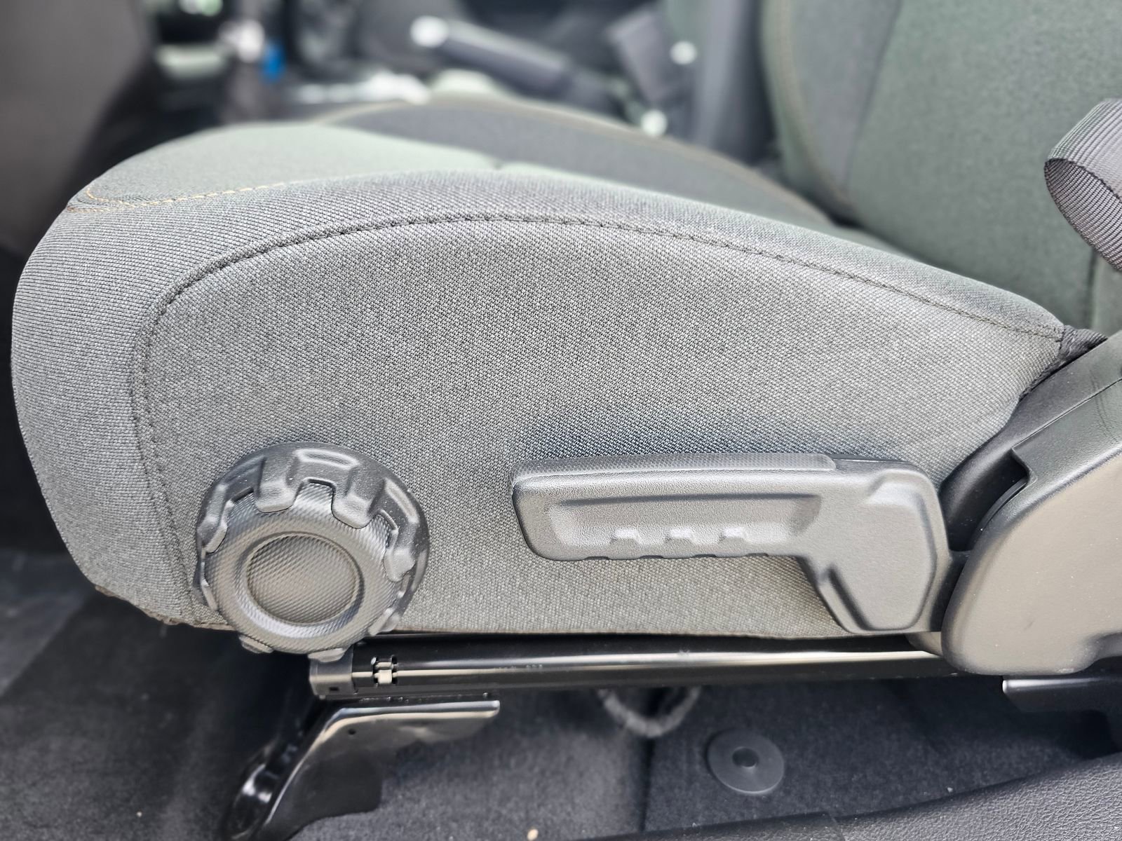 New 2026 Jeep Wrangler Unlimited Sport AWD/4WD image 20