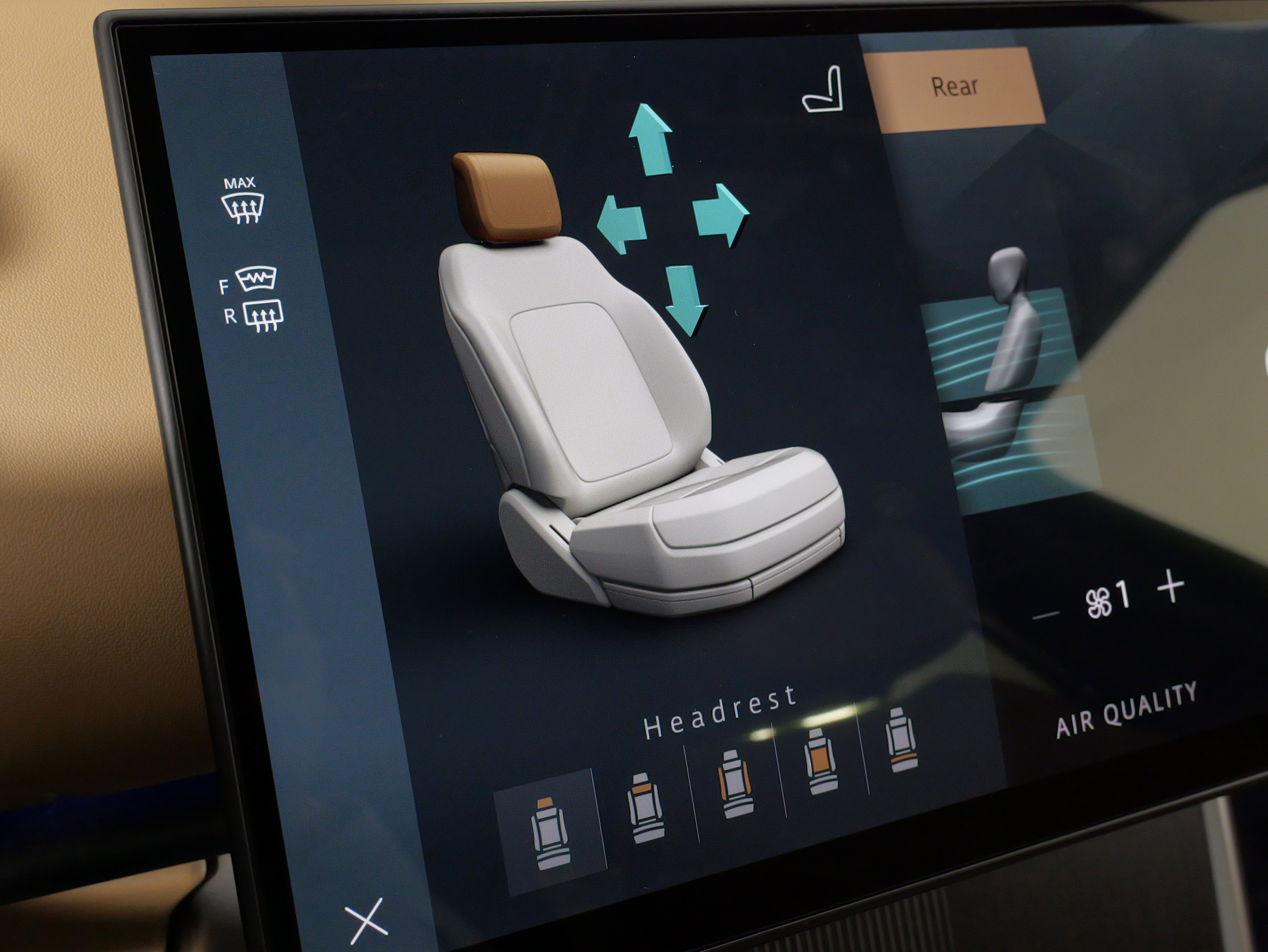 Used 2025 Land Rover Range Rover Autobiography image 69