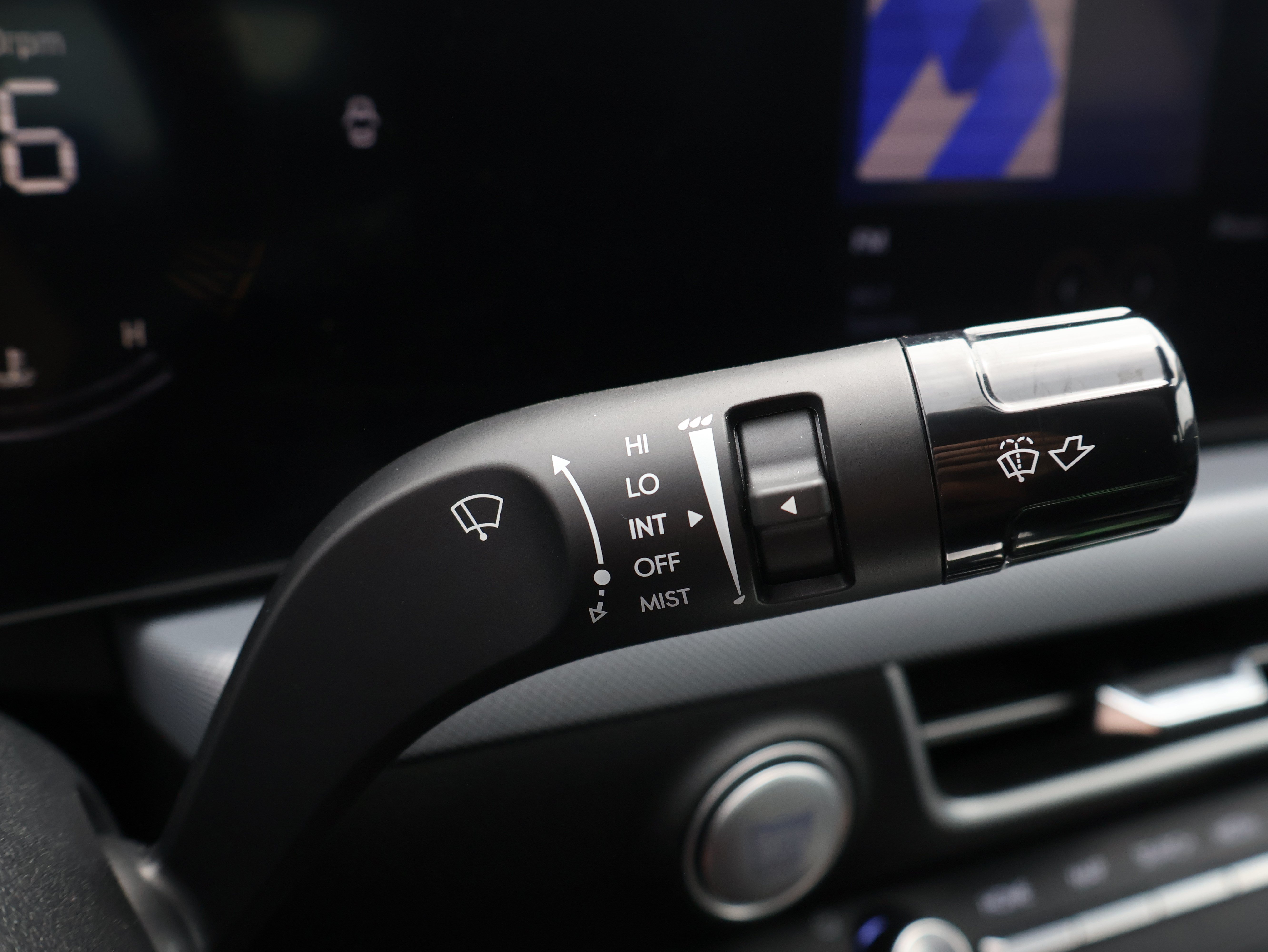 Used 2025 Hyundai Sonata SEL FWD image 39
