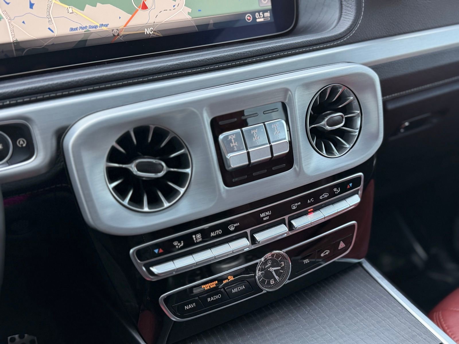 Used 2021 Mercedes-Benz G 550 w/ Exclusive Interior Package image 55