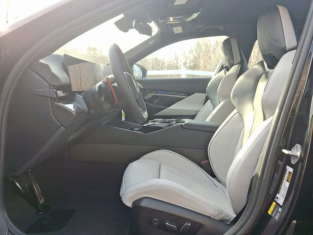 New 2026 BMW M5 w/ Carbon Package image 13