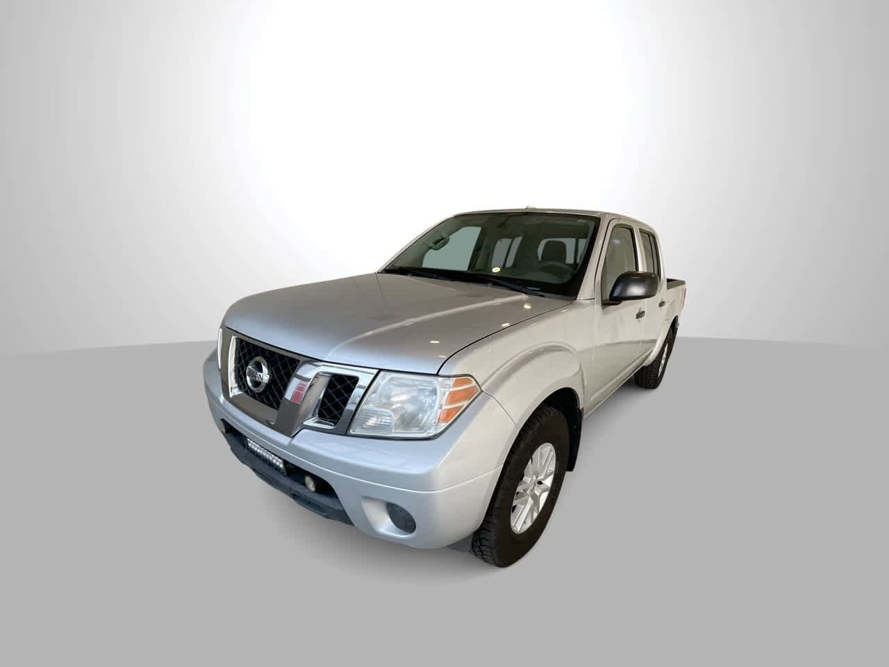 Used 2017 Nissan Frontier SV AWD/4WD image 4