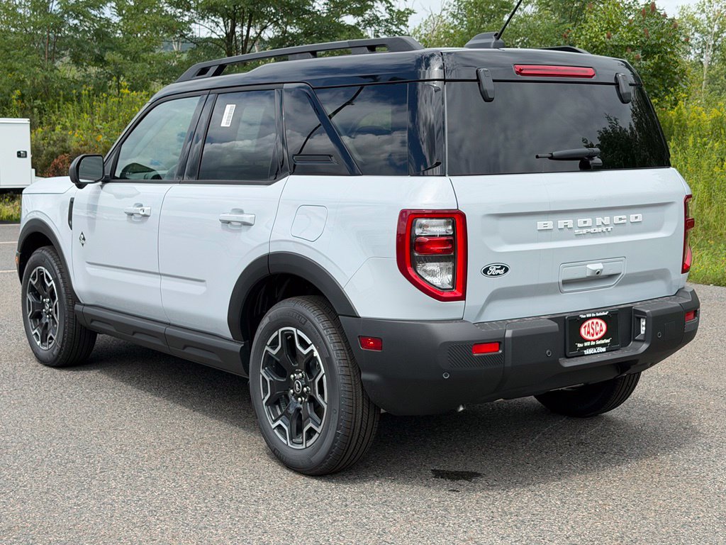 New 2026 Ford Bronco Sport Outer Banks w/ Outer Banks Tech Package+ AWD/4WD image 30
