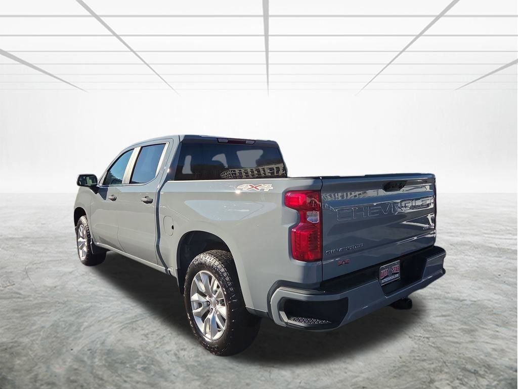 Used 2024 Chevrolet Silverado 1500 Custom image 7