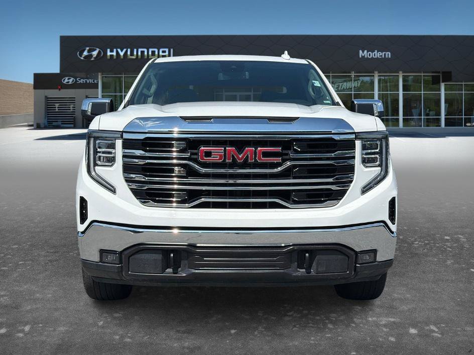 Used 2025 GMC Sierra 1500 SLT RWD image 2
