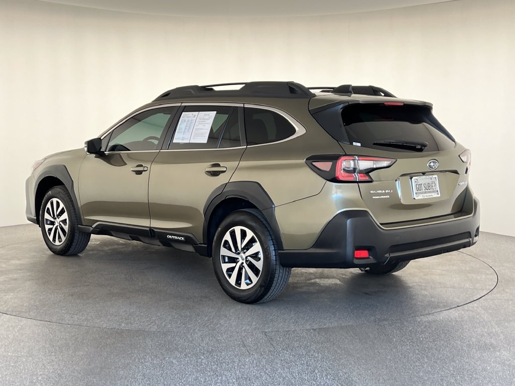 Certified 2024 Subaru Outback Premium AWD/4WD image 8