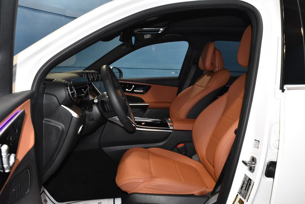 Certified 2026 Mercedes-Benz GLC 300 4MATIC image 8
