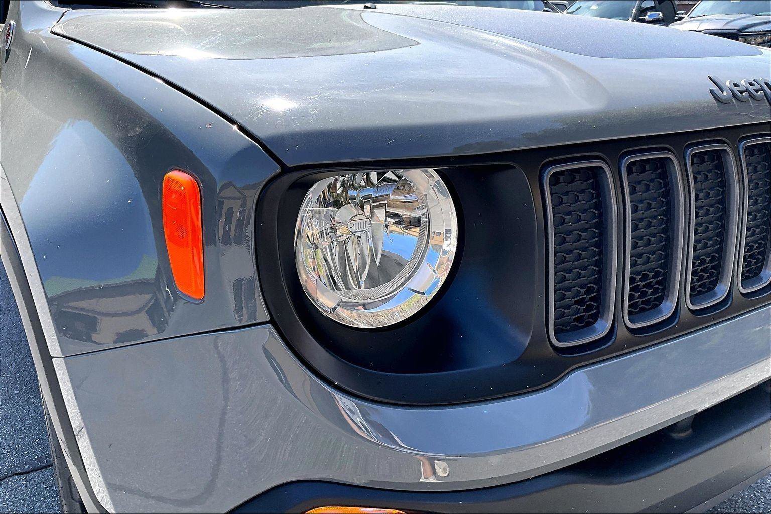 Certified 2022 Jeep Renegade Trailhawk w/ Sun/Sound Group AWD/4WD image 29