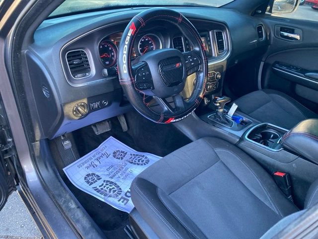 Used 2015 Dodge Charger SE w/ Popular Equipment Group RWD image 6