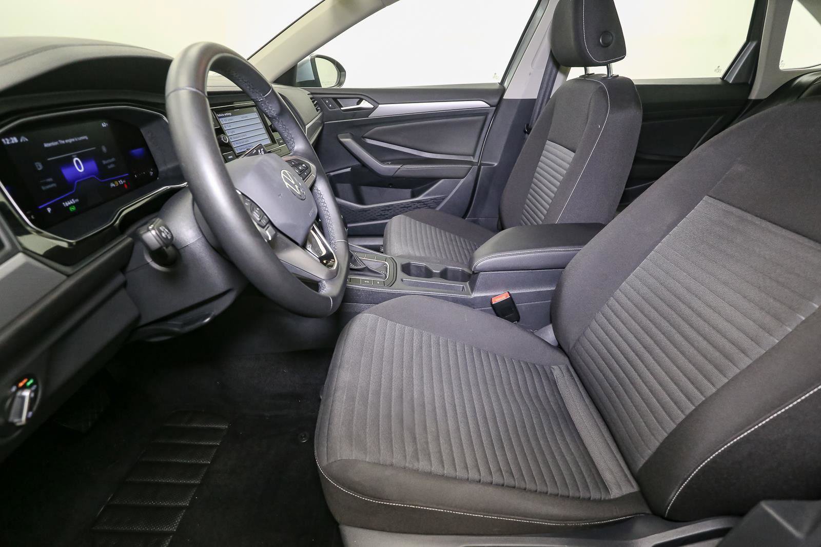 Certified 2022 Volkswagen Jetta S image 40