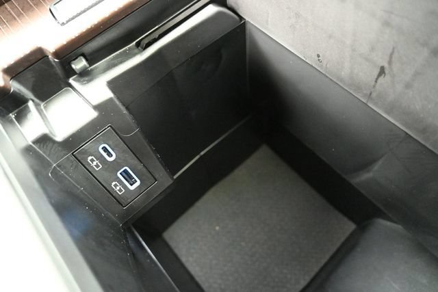 Certified 2023 Toyota Sienna XLE w/ Protection Package (TMS) FWD image 31