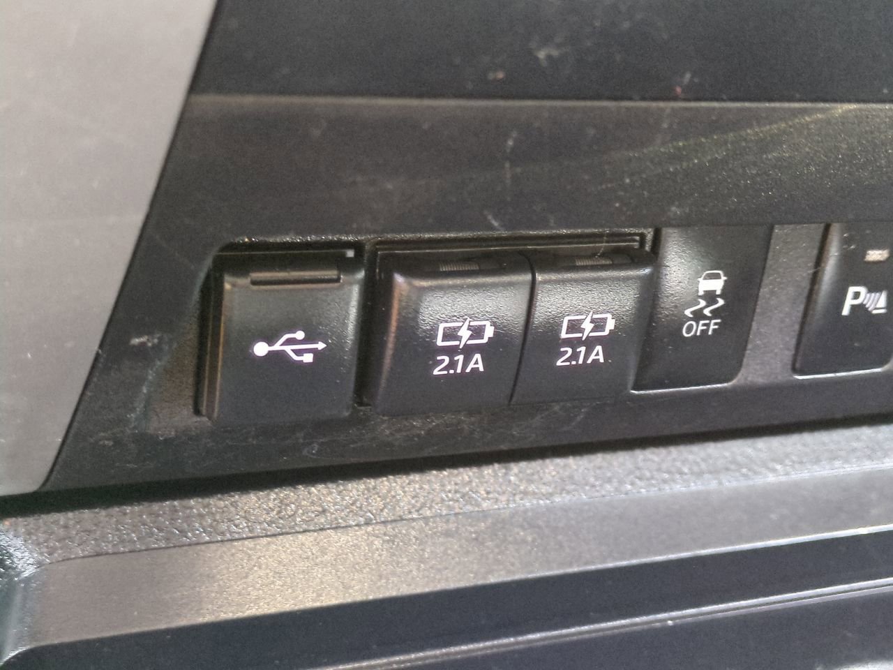 Used 2021 Toyota Tundra Limited image 22