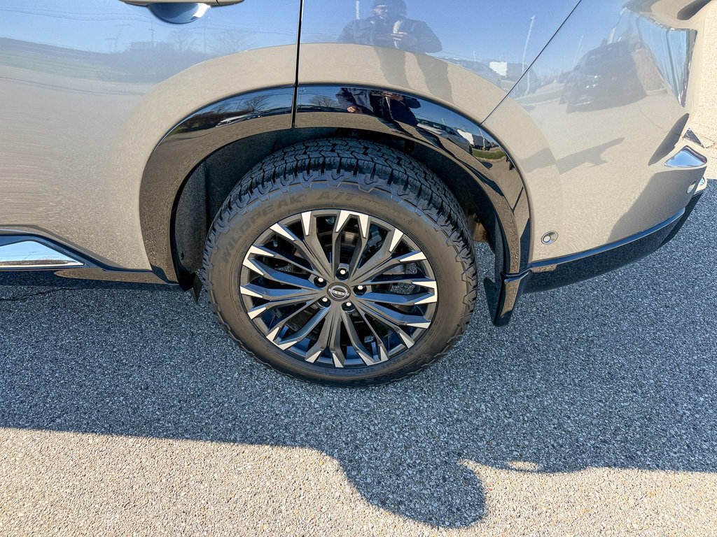 Used 2024 Nissan Rogue Platinum w/ Platinum Premium Package image 6