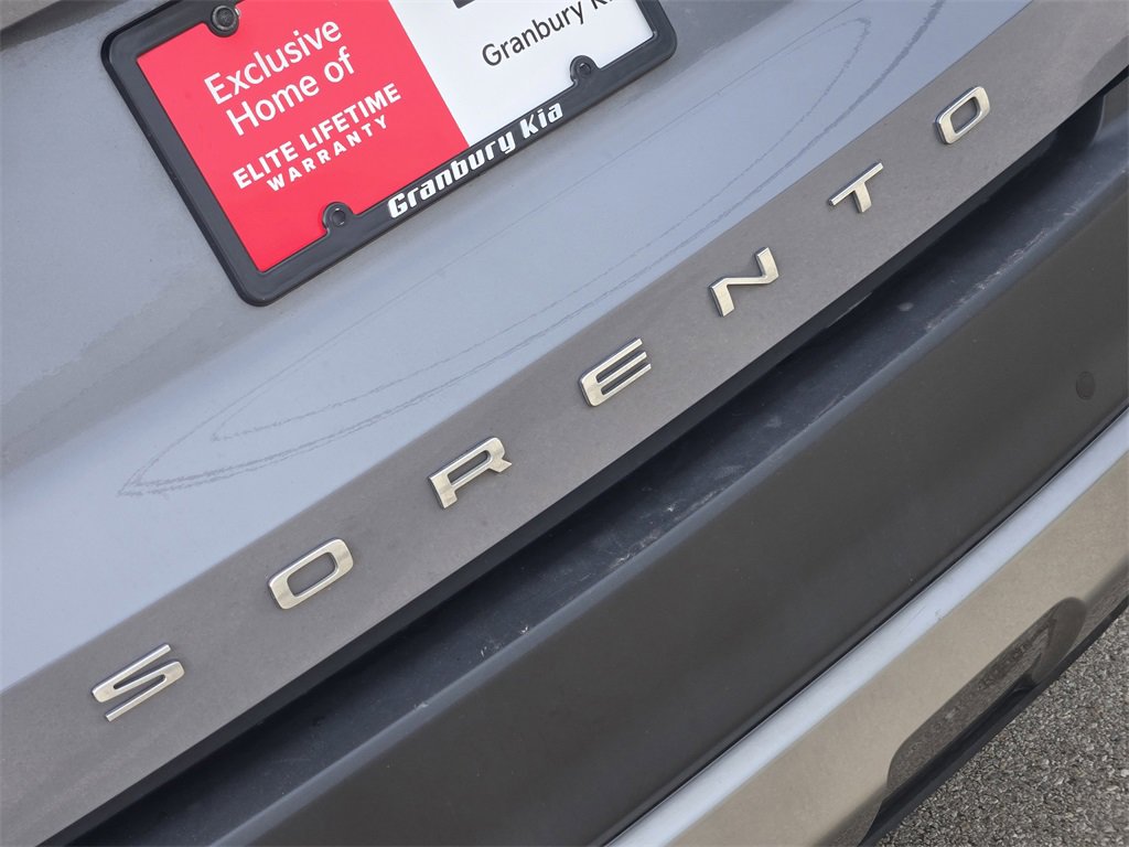Used 2021 Kia Sorento SX Prestige image 11