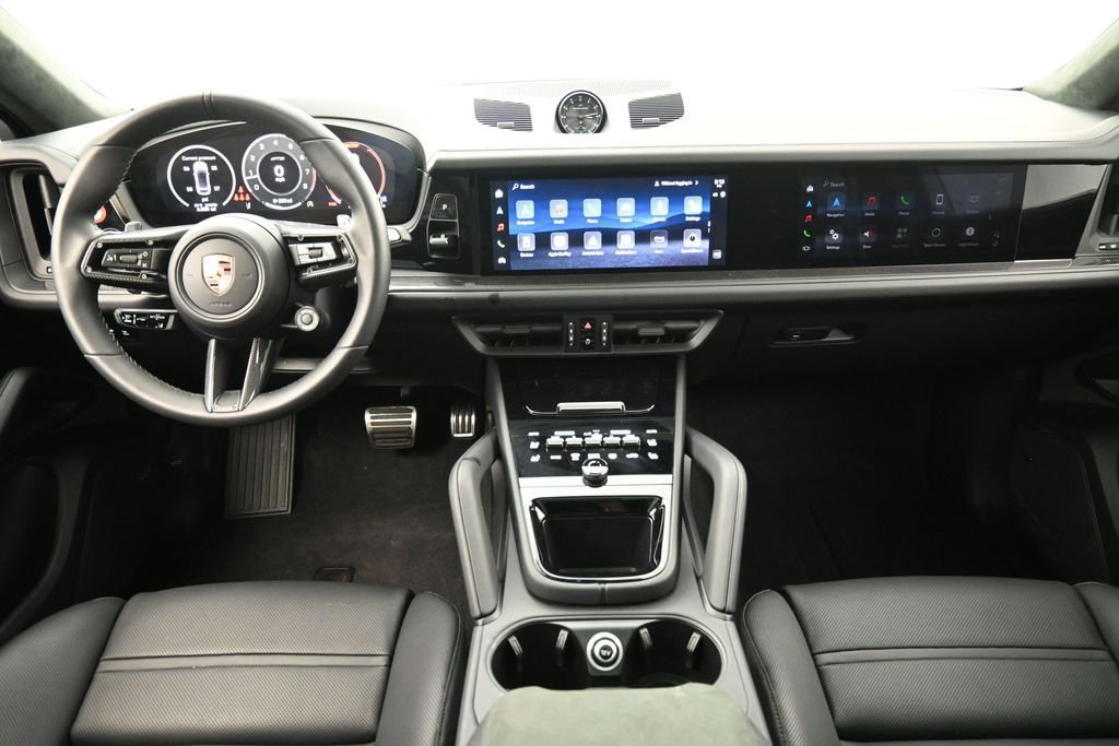 Certified 2026 Porsche Cayenne GTS AWD/4WD image 6