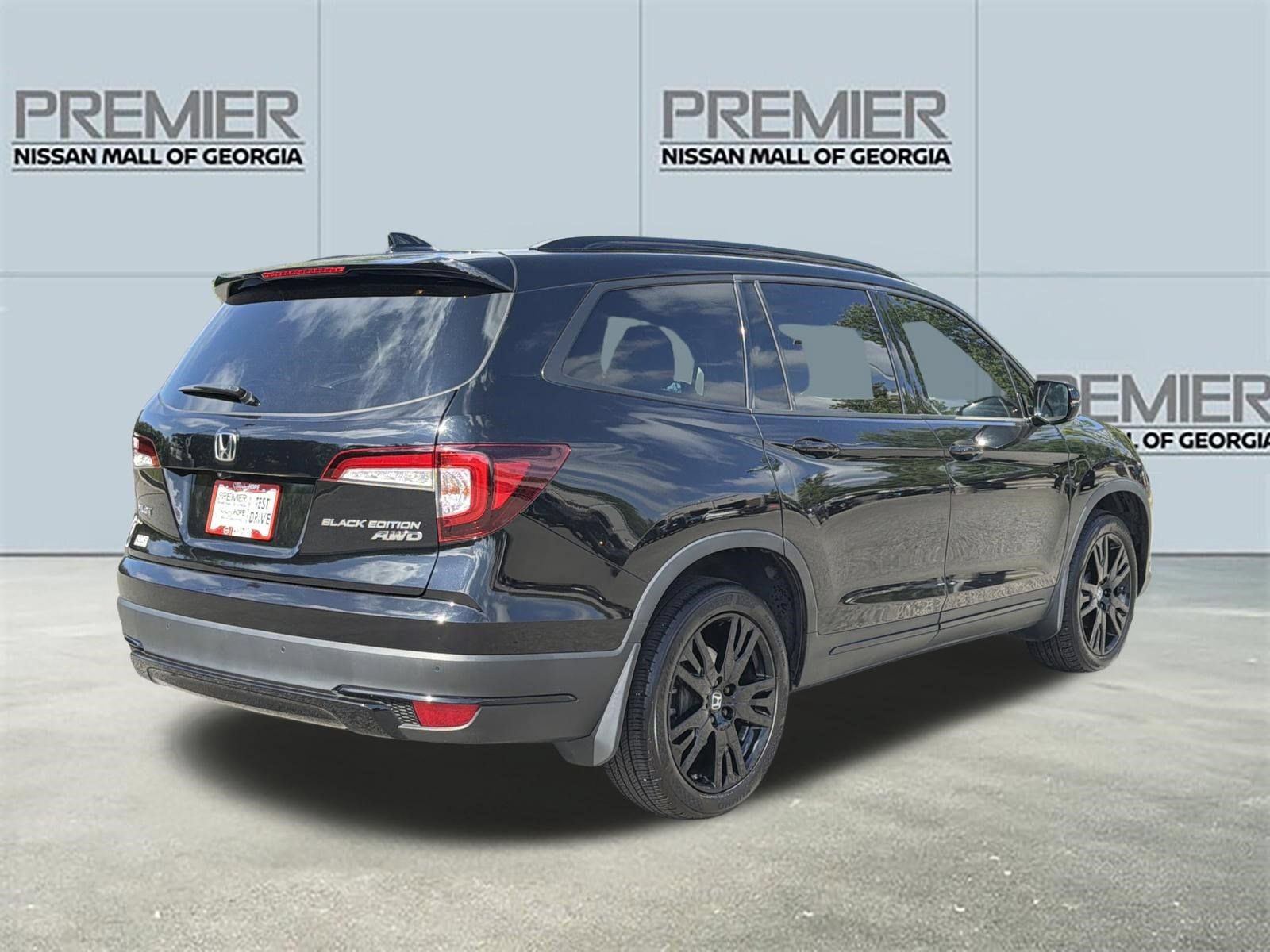 Used 2022 Honda Pilot Black Edition image 31