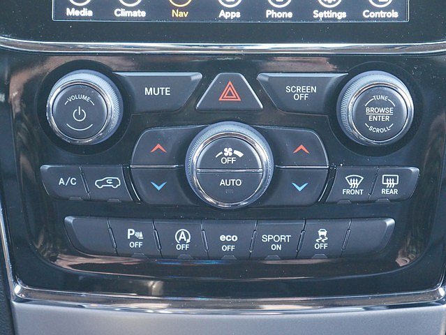 Used 2020 Jeep Grand Cherokee Limited image 22