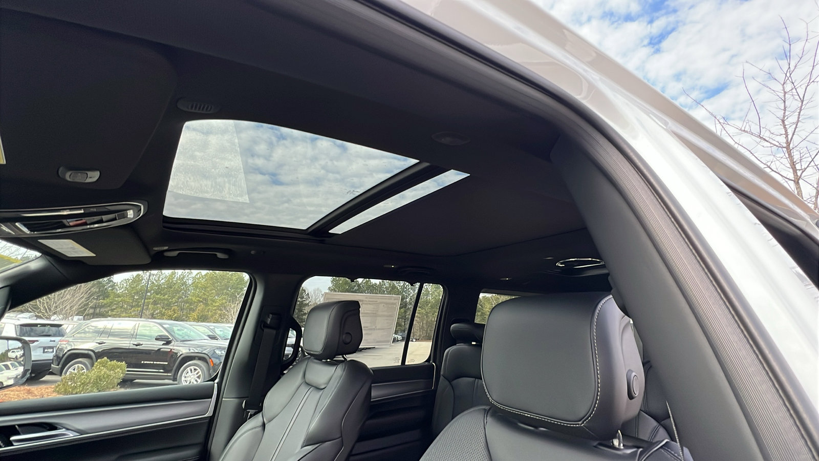 New 2026 Jeep Grand Wagoneer Limited image 18