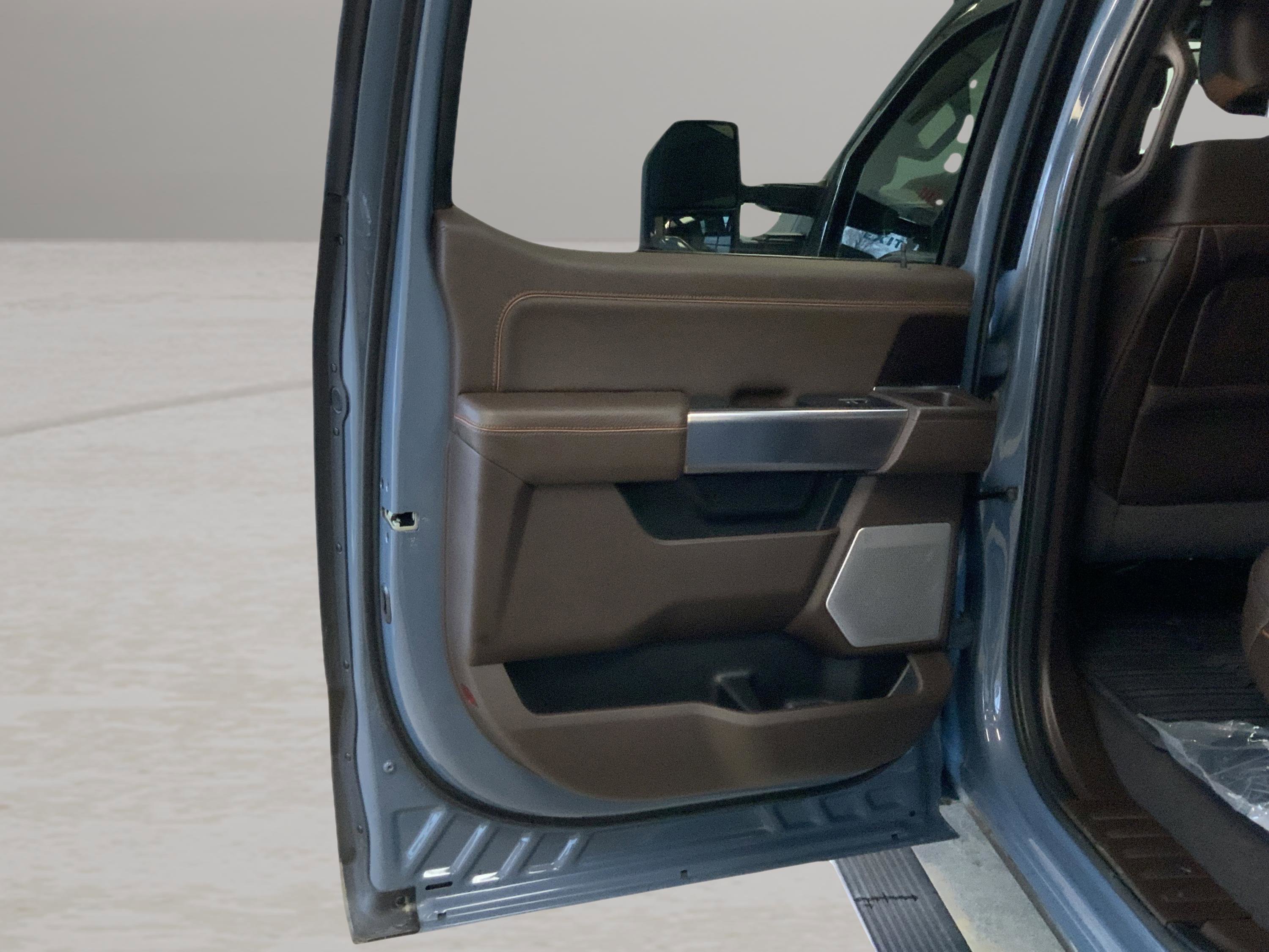 Used 2023 Ford F350 King Ranch w/ Chrome Package image 26