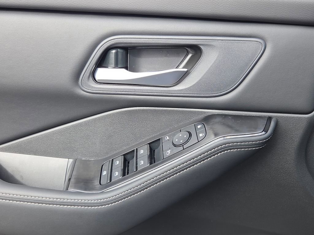 New 2026 Nissan Rogue SV image 26