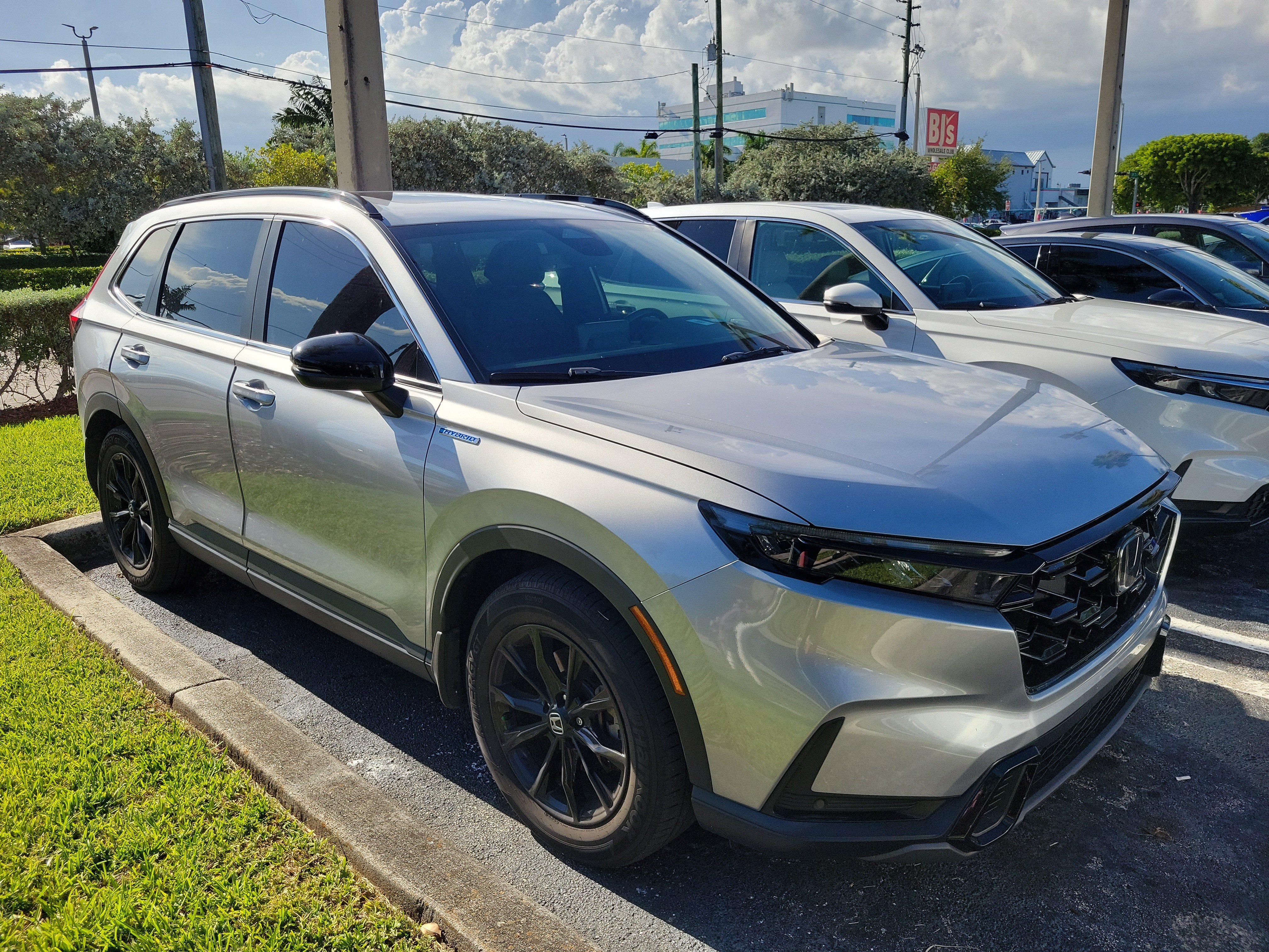Certified 2024 Honda CR-V Sport-L image 2