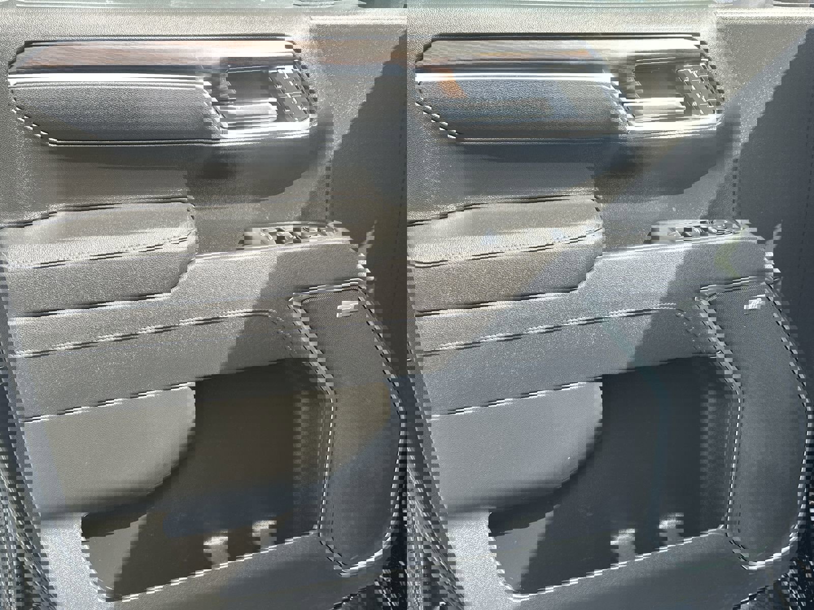 Used 2025 GMC Sierra 1500 SLT w/ SLT Premium Plus Package image 14